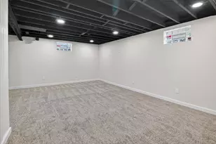 130 Buckingham Ln, Madison, WI 53714 - Photo 28