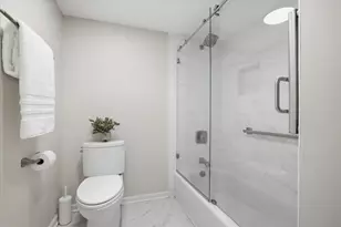 130 W Wisconsin Ave, Pewaukee, WI 53072 - Photo 10