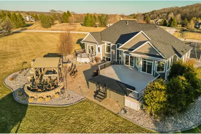 3812  Sparrow Hawk Trl, Richfield, WI 53017 - Photo 48