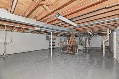 7307  West View Dr, Racine, WI 53185 - Photo 22