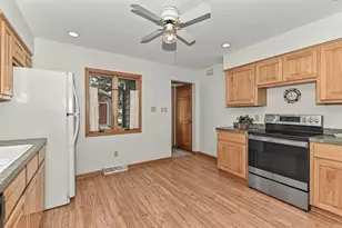 7307 W View Dr, Racine, WI 53185 - Photo 10