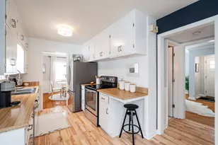 7219 N Santa Monica Blvd, Fox Point, WI 53217 - Photo 10