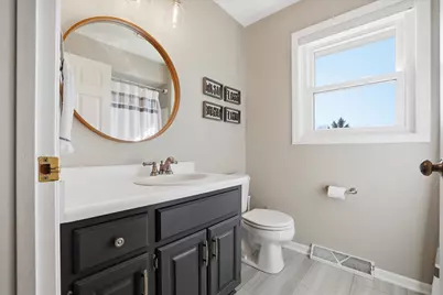 W141N10625  Wooded Hills Dr, Germantown, WI 53022 - Photo 36