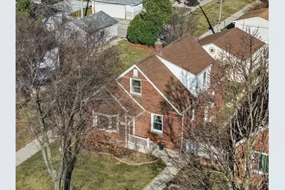 3584 S 17th St, Milwaukee, WI 53221 - Photo 4