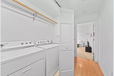 6780 N Melissa Ct #4, Glendale, WI 53209 - Photo 22