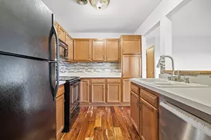 7220 Mariner Dr, Racine, WI 53406 - Photo 12