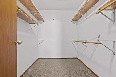 7220  Mariner Dr #8, Racine, WI 53406 - Photo 18