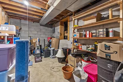 818  Elm St, Hartford, WI 53027 - Photo 30