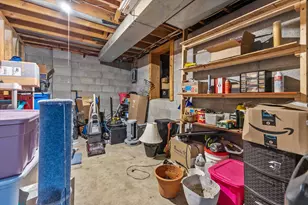 818 Elm St, Hartford, WI 53027 - Photo 30