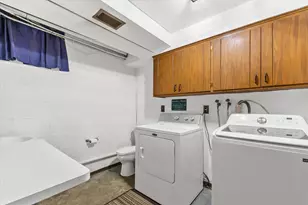 818 Elm St, Hartford, WI 53027 - Photo 28