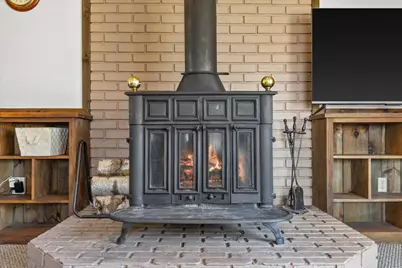 818  Elm St, Hartford, WI 53027 - Photo 16