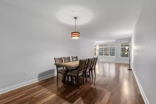 1915 N Water St, Milwaukee, WI 53202 - Photo 6