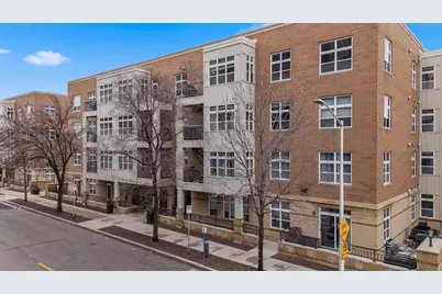 1915 N Water St #101, Milwaukee, WI 53202 - Photo 1
