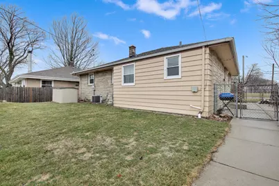 3309 E Lunham Ave, Cudahy, WI 53110 - Photo 24