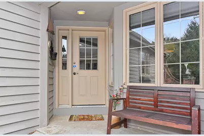 2870  Teal Ridge Ct #B, Brookfield, WI 53045 - Photo 2