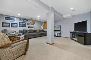 6427 San Marino Dr, Racine, WI 53406 - Photo 18