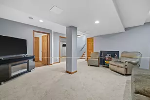 6427 San Marino Dr, Racine, WI 53406 - Photo 20