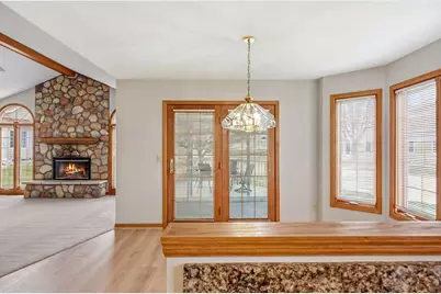 936  Spyglass Hl, Racine, WI 53185 - Photo 8