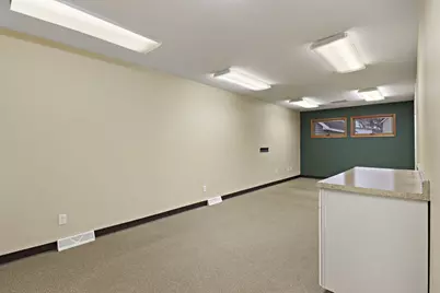 196 W Chestnut St #Unit 2, Burlington, WI 53105 - Photo 4