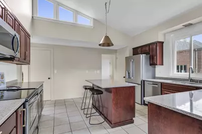 3429  Chatham St, Racine, WI 53402 - Photo 8