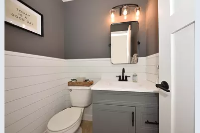 N57W24867  Clover Dr, Sussex, WI 53089 - Photo 18