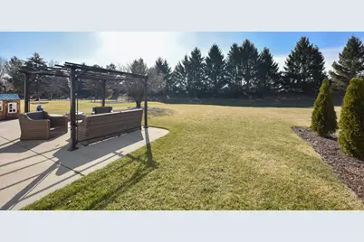 N57W24867  Clover Dr, Sussex, WI 53089 - Photo 30