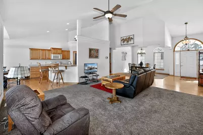 8244  Anna Ave, Racine, WI 53185 - Photo 8