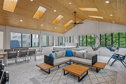 2409 N Terrace Ave, Milwaukee, WI 53202 - Photo 22