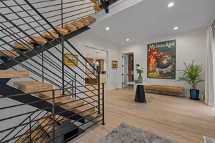2409 N Terrace Ave, Milwaukee, WI 53202 - Photo 8