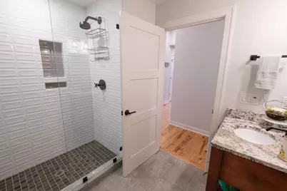 215 E Pleasant St #507, Oconomowoc, WI 53066 - Photo 16