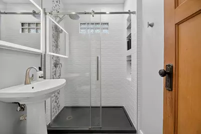 2347 N 85th St, Wauwatosa, WI 53226 - Photo 12