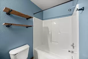 6813 Diane Dr, Newburg, WI 53090 - Photo 28