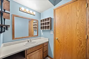 6813 Diane Dr, Newburg, WI 53090 - Photo 18