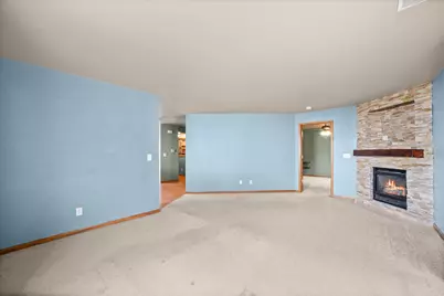 6813  Diane Dr, Newburg, WI 53090 - Photo 4