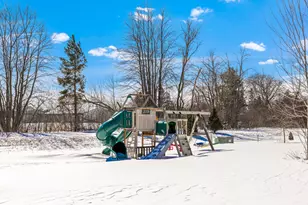 8955 W Highlander Dr, Mequon, WI 53097 - Photo 32