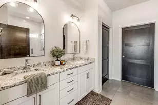 8955 W Highlander Dr, Mequon, WI 53097 - Photo 14