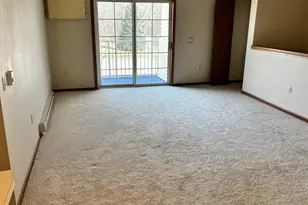 364 Minz Park Cir, West Bend, WI 53095 - Photo 4