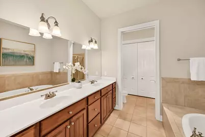 19045 N Thomson Dr #301, Brookfield, WI 53045 - Photo 18