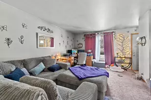 8934 W Tripoli Ave, Milwaukee, WI 53228 - Photo 20