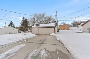 8934 W Tripoli Ave, Milwaukee, WI 53228 - Photo 28