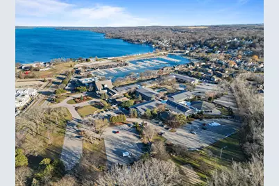 453  Mill St #802, Fontana, WI 53125 - Photo 44