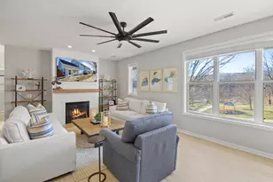 453 Mill St, Fontana, WI 53125 - Photo 4