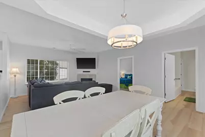 5384 S Hidden Dr #A, Greenfield, WI 53221 - Photo 8