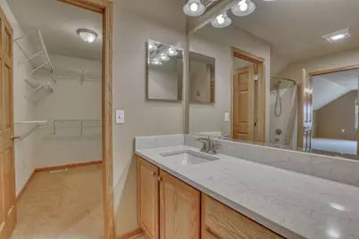 W155N7081  Amberleigh Cir, Menomonee Falls, WI 53051 - Photo 42