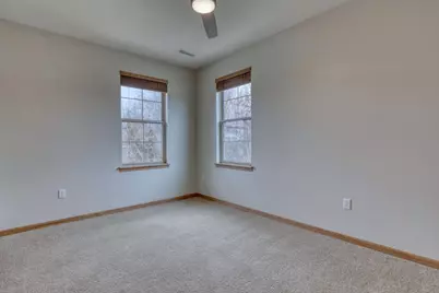 W155N7081  Amberleigh Cir, Menomonee Falls, WI 53051 - Photo 22