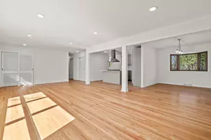 5506 82nd St, Pleasant Prairie, WI 53142 - Photo 12