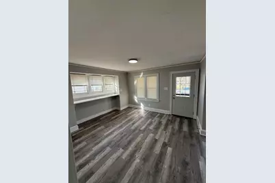 4324 N 14th St, Milwaukee, WI 53209 - Photo 2