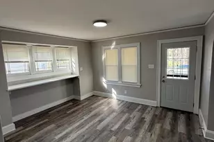 4324 N 14th St, Milwaukee, WI 53209 - Photo 2