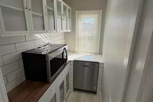 4324 N 14th St, Milwaukee, WI 53209 - Photo 12