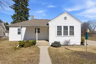 3474 E Sivyer Ave, Saint Francis, WI 53235 - Photo 2